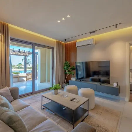 Serene Lakeview Escape 2Br At Cyan Elgouna