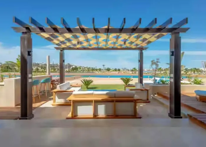 Appartement Serene Lakeview Escape 2br At Cyan Elgouna